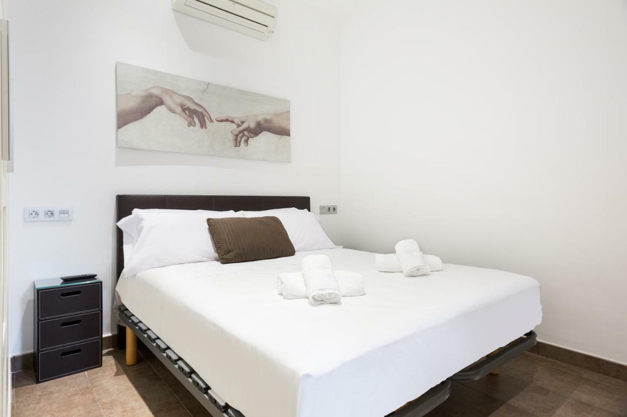 Stay U-Nique Apartments Eixample Center บาร์เซโลนา ภายนอก รูปภาพ